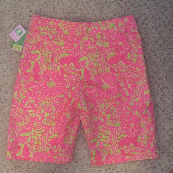 Lilly Pulitzer Daiquiri Pin Bermuda Shorts - Picture 3 of 4